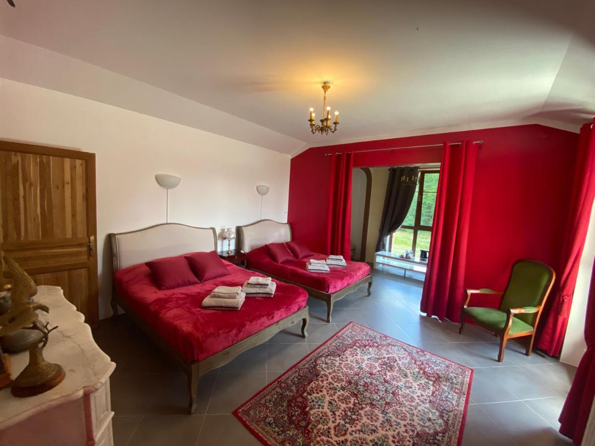 Château de Crènille Chaumes-en-Brie Extérieur photo