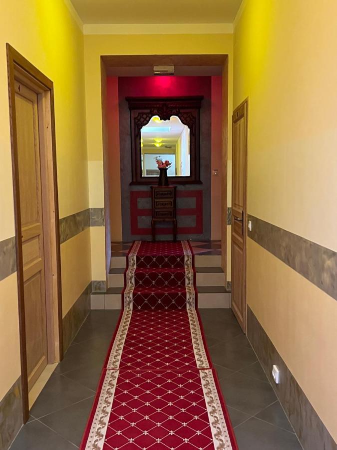 Château de Crènille Chaumes-en-Brie Extérieur photo